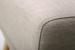 Miliboo Canapé Convertible|Canapé D'angle-Canapé convertible scandinave 3 places avec repose-pieds en tissu beige et bois clair ULLA