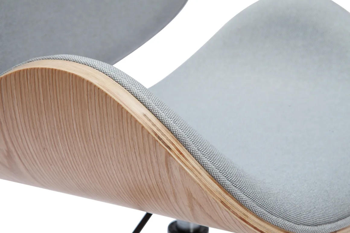 Miliboo Fauteuil De Bureau|Fauteuil De Bureau Petit Prix-Chaise de bureau à roulettes design en tissu gris clair, bois clair et acier chromé WALNUT