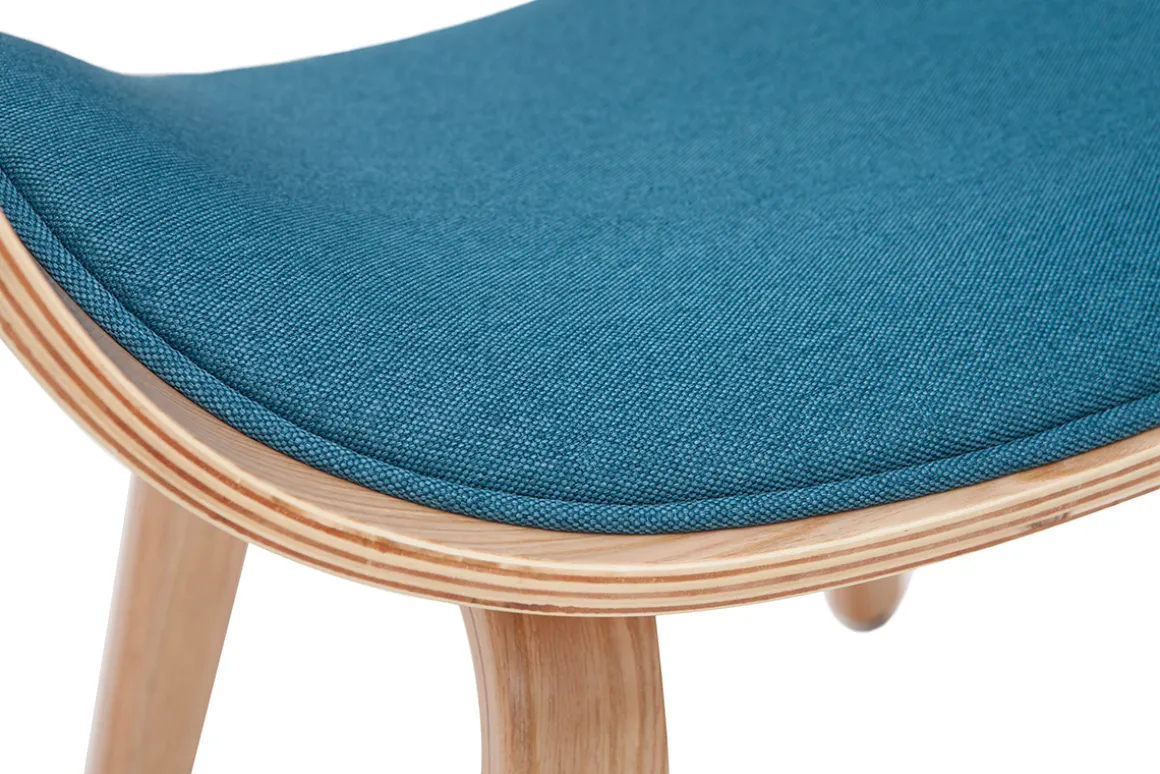 Miliboo Chaise Design|Chaise En Bois-Chaise design en tissu bleu canard et bois clair BENT