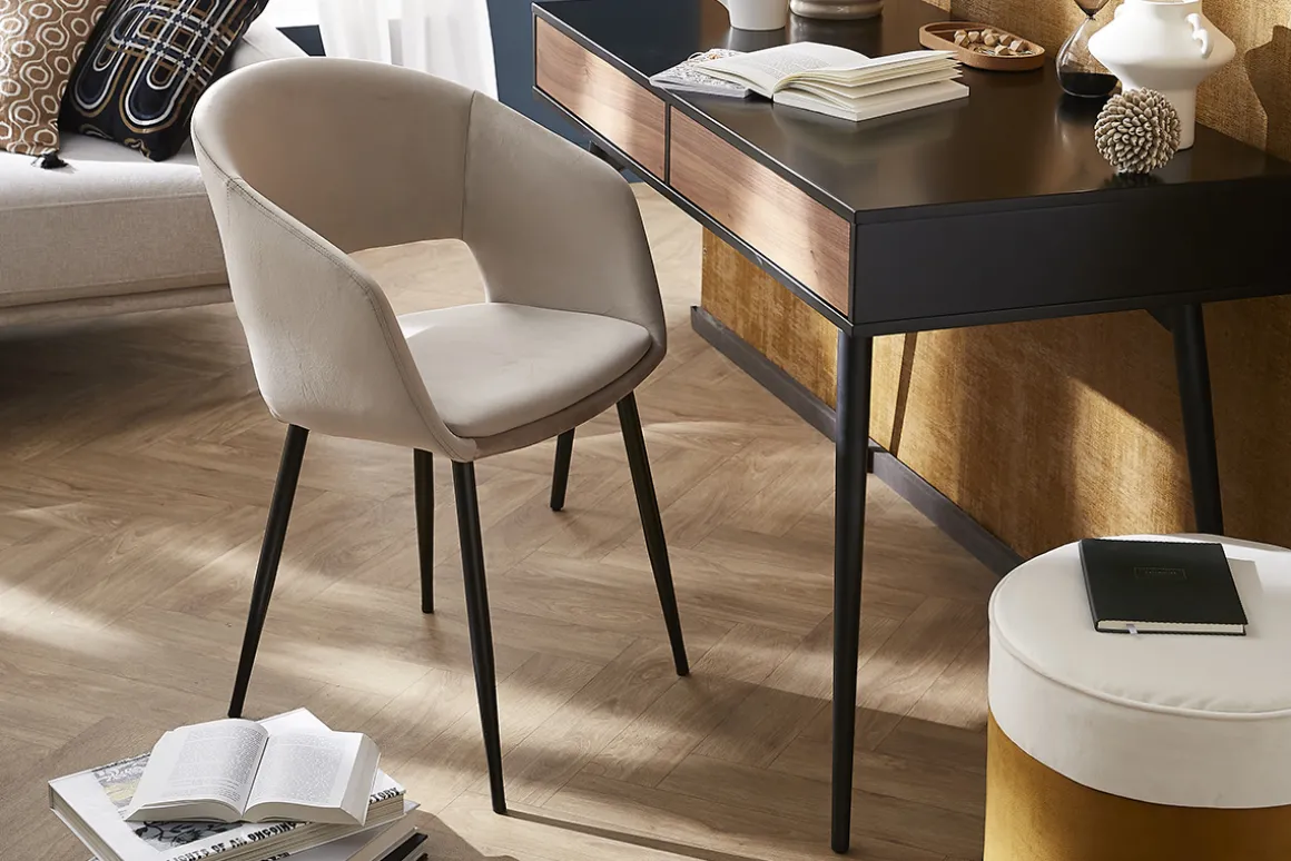 Miliboo Chaise Design-Chaise design en tissu velours bleu pétrole et métal noir PRISMA