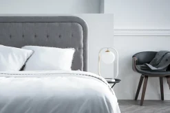 Miliboo Fauteuil Design|Voir Tous Les Fauteuils-Chaise design noir et bois clair ARAMIS