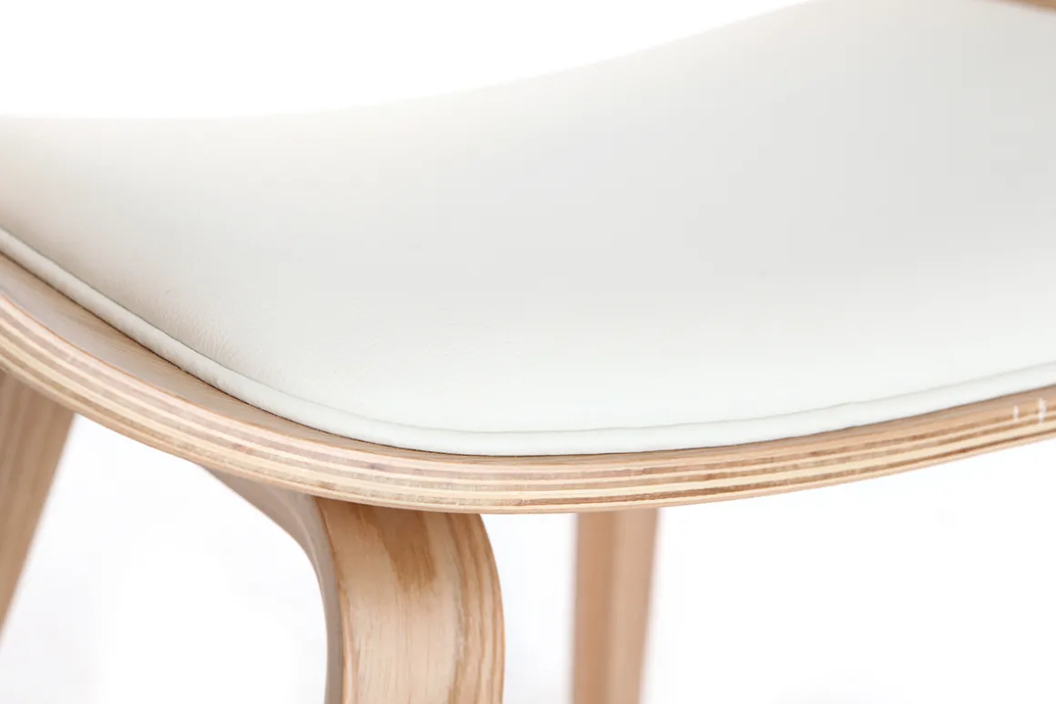 Miliboo Fauteuil Design|Voir Tous Les Fauteuils-Chaise scandinave blanc et bois clair OKTAV