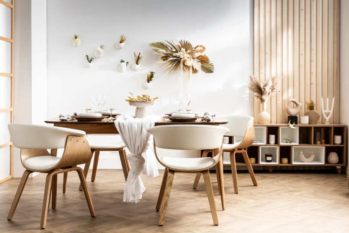 Miliboo Fauteuil Design|Voir Tous Les Fauteuils-Chaise scandinave blanc et bois clair OKTAV