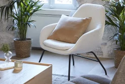 Miliboo Fauteuil Design|Voir Tous Les Fauteuils-Fauteuil design en tissu effet laine bouclée blanc cassé et métal noir MAYNE