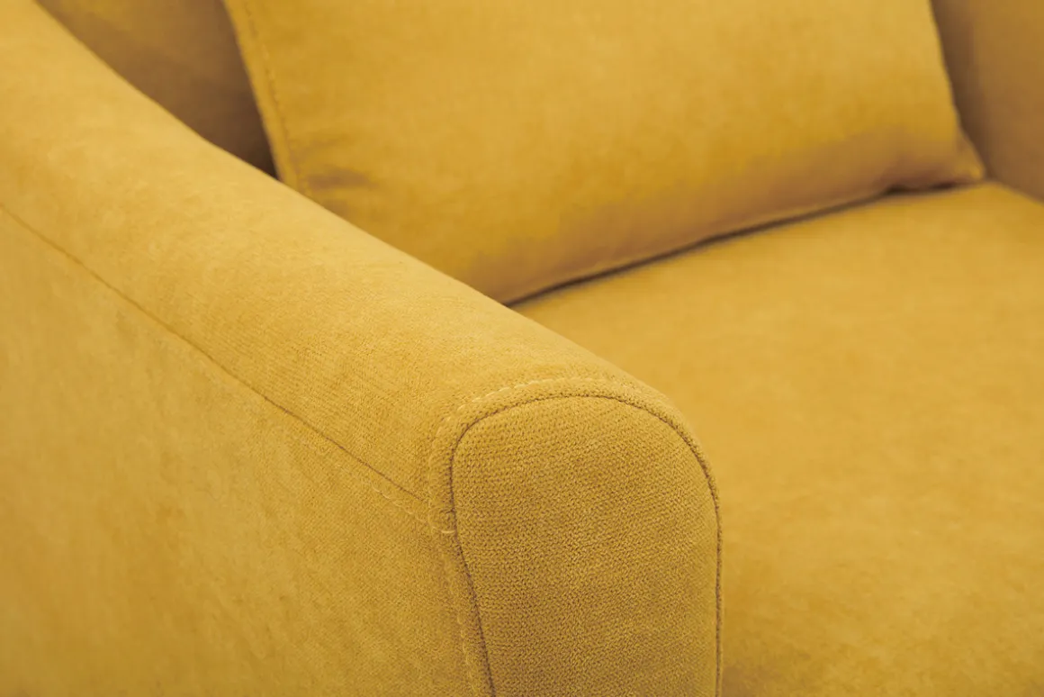 Miliboo Fauteuil Design|Voir Tous Les Fauteuils-Fauteuil scandinave en tissu effet velours jaune moutarde et bois clair KATE