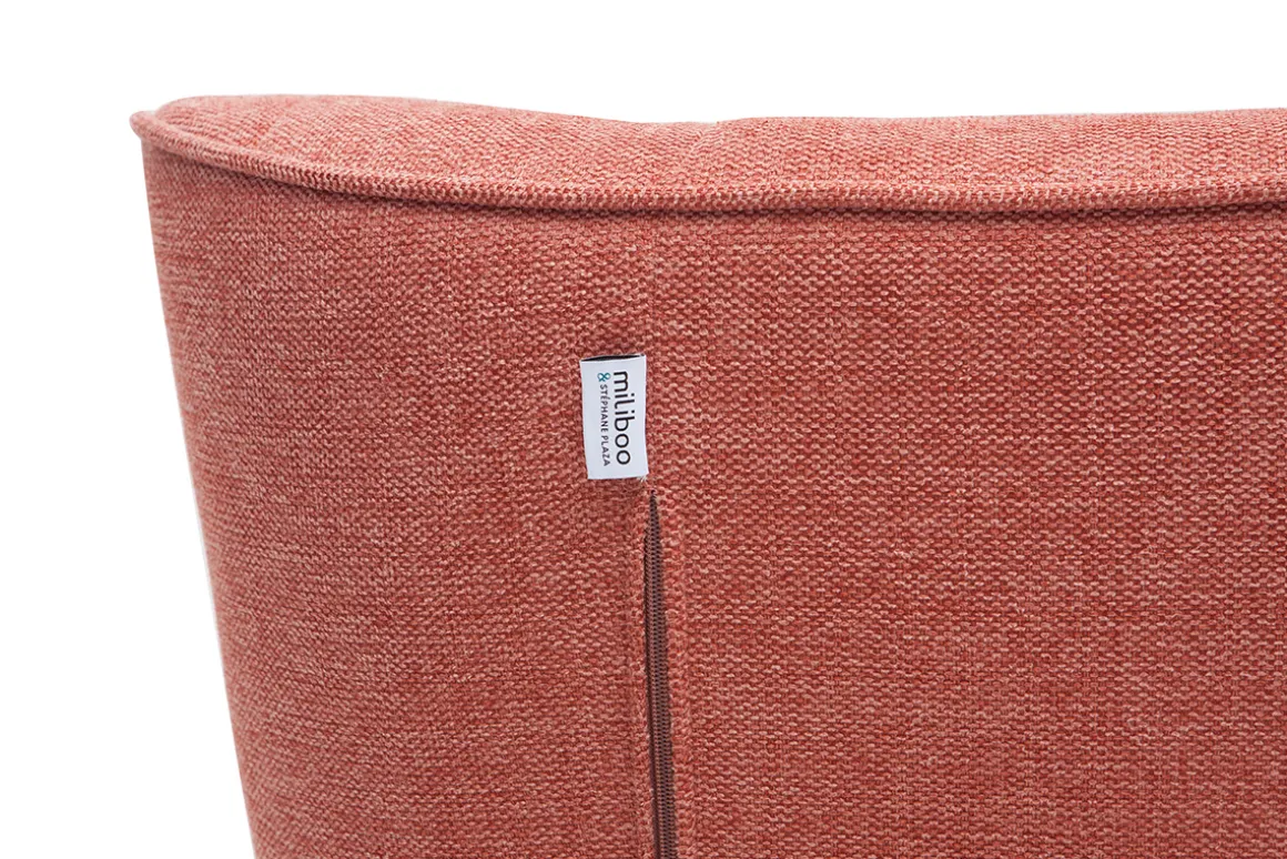 Miliboo Fauteuil Design|Voir Tous Les Fauteuils-Fauteuil scandinave en tissu effet velours texturé terracotta et bois clair AVERY