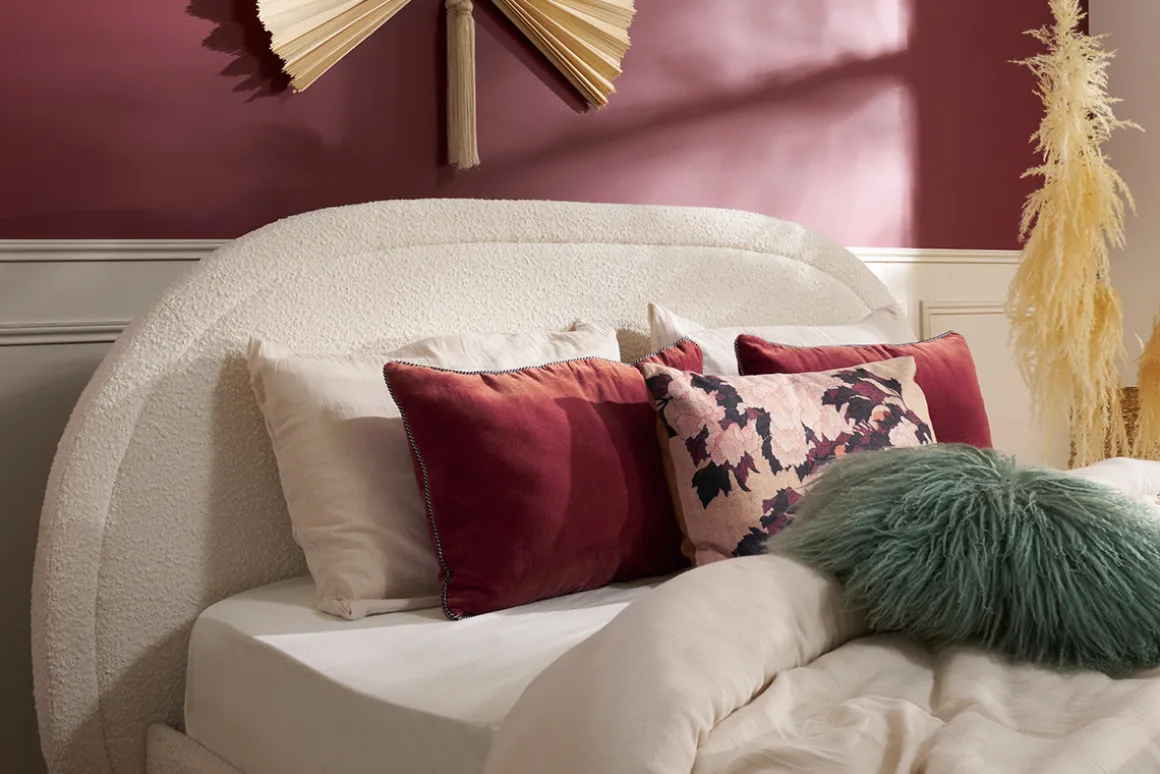 Miliboo Lit Adulte-Lit 2 places 160x200 en tissu effet laine bouclée CHARLINE