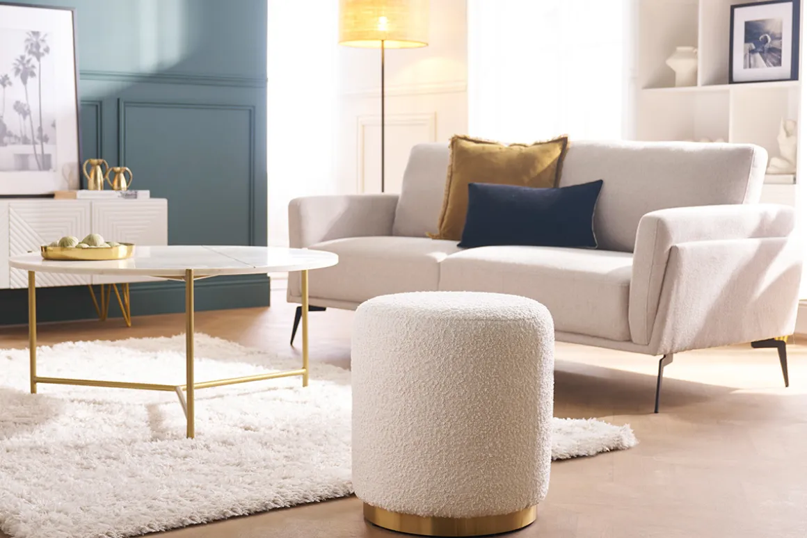 Miliboo Pouf|Pouf-Pouf rond en tissu effet laine bouclée blanc cassé et métal doré D40 cm AMAYA