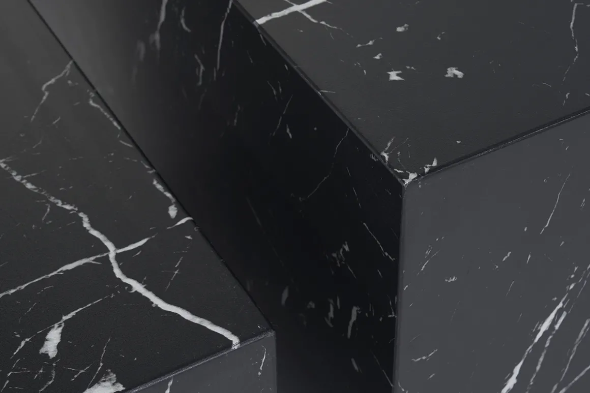 Miliboo Table Basse-Tables basses gigognes design effet marbre noir (lot de 2) CALLA