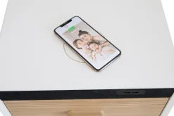 Miliboo Table De Chevet-Tables de chevet connectées multimédia blanc mat et bois clair massif L40 (lot de 2) PAVAN