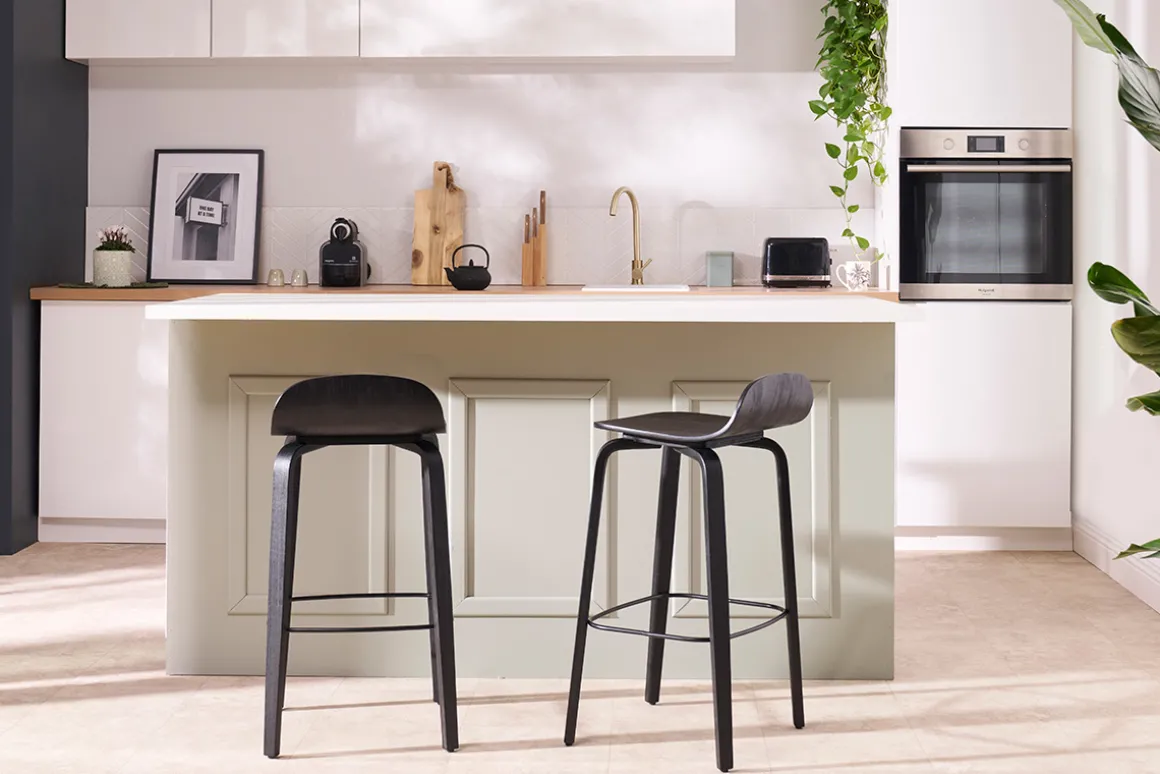 Miliboo Tabouret De Bar-Tabourets de bar vintage bois noir H68 cm (lot de 2) OBRA